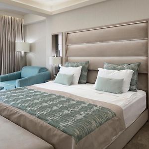 Beach King Room