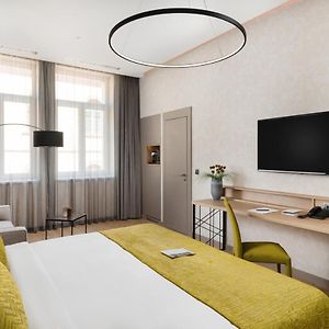Deluxe Zimmer mit Kingsize-Bett