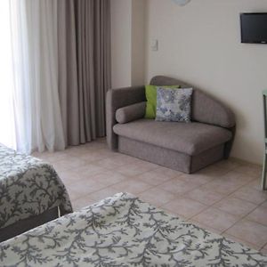 Dreibettzimmer