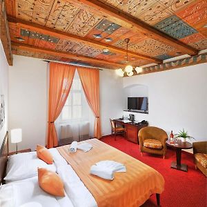Standard Zimmer mit Kingsize-Bett