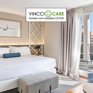Superior Zimmer mit Kingsize-Bett