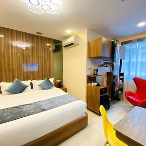 Deluxe Zimmer mit Kingsize-Bett