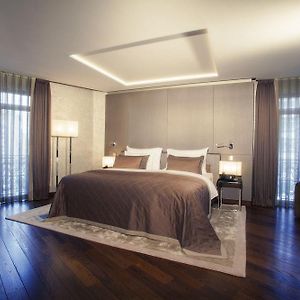 Luxus Zimmer mit Kingsize-Bett