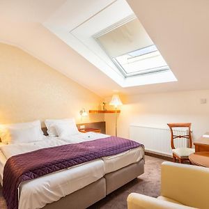 Classic Zimmer mit Kingsize-Bett