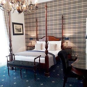 Zimmer mit Queensize-Bett