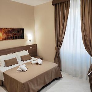 Deluxe Zimmer mit Kingsize-Bett