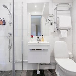 Standard Zimmer mit zwei Einzelbetten