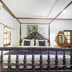 Deluxe Zimmer mit Kingsize-Bett