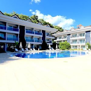Truemar Hotels & Suites