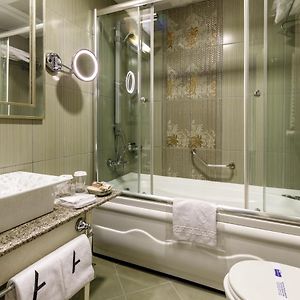 Familien-Zimmer mit Kingsize-Bett