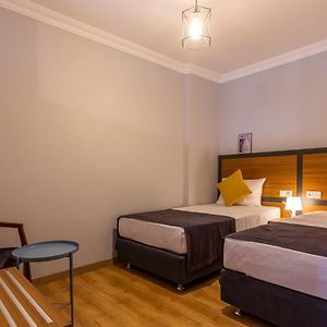 Familien-Zimmer mit Kingsize-Bett