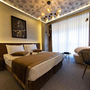 Deluxe Zimmer mit Kingsize-Bett
