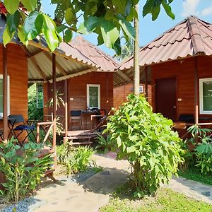 Deluxe Bungalow