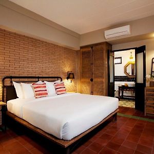 Deluxe Zimmer mit Kingsize-Bett