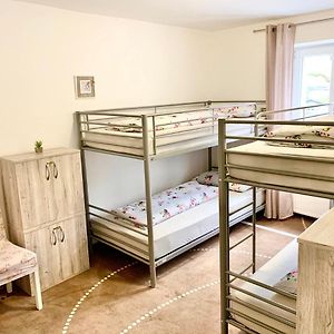 Schlafsaal Zimmer