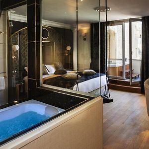 Luxus Zimmer mit Kingsize-Bett