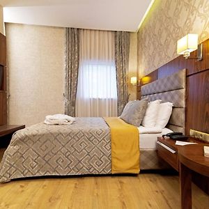 Budget Zimmer mit Kingsize-Bett