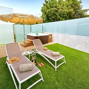 Deluxe Zimmer mit Kingsize-Bett