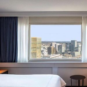 Standard Zimmer mit Queensize-Bett auf den oberen Etagen