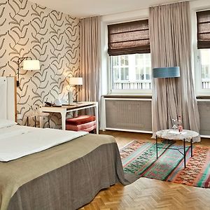 Deluxe Zimmer mit Kingsize-Bett