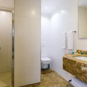 Deluxe Zimmer mit Kingsize-Bett