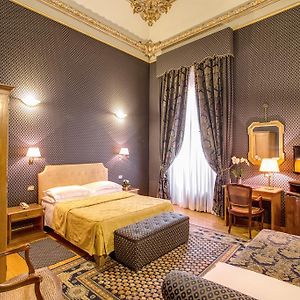 Deluxe Dreibettzimmer