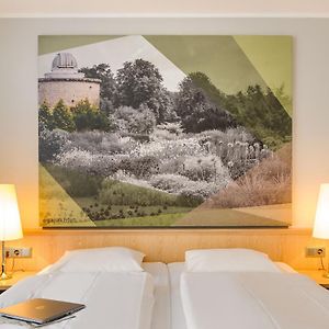 Standard Zimmer mit zwei Einzelbetten
