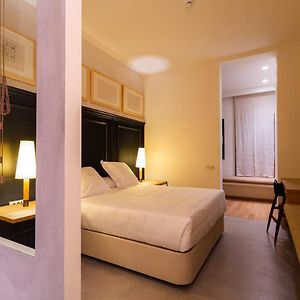 Standard Zimmer mit Kingsize-Bett
