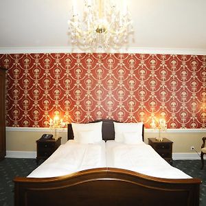 Deluxe Zimmer mit Kingsize-Bett