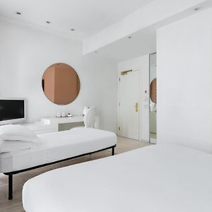 Deluxe Zimmer mit Kingsize-Bett