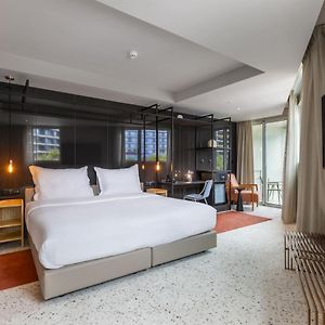 City Junior Suite
