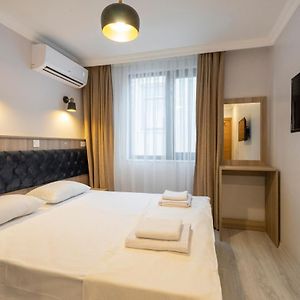 Standard Zimmer mit Kingsize-Bett