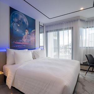 Deluxe Zimmer mit Kingsize-Bett