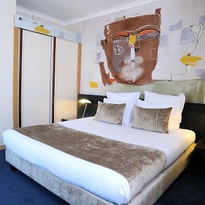 Zimmer mit zwei Einzelbetten