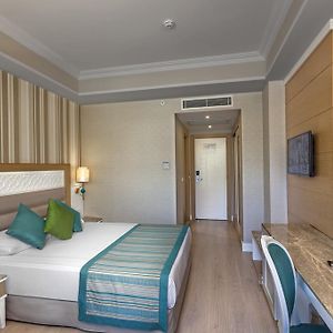 Standard Zimmer mit Kingsize-Bett