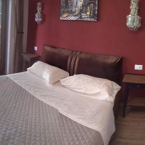 Zimmer mit Queensize-Bett