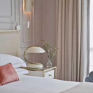 Superior Zimmer mit Kingsize-Bett