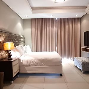Luxus Studio mit Kingsize-Bett