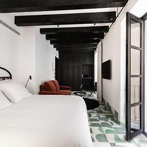 Deluxe Zimmer mit Kingsize-Bett