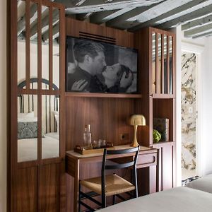 Deluxe Zimmer mit Kingsize-Bett