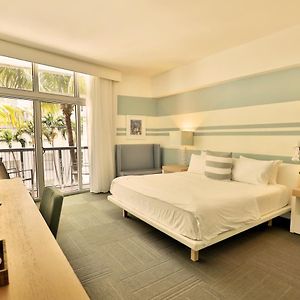 Deluxe Zimmer mit Kingsize-Bett