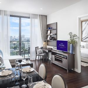Zimmer mit 1 Schlafzimmer und mit Kingsize-Bett