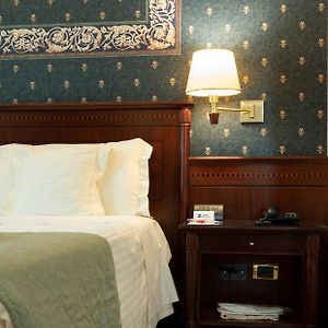 Großzügiges Dreibettzimmer