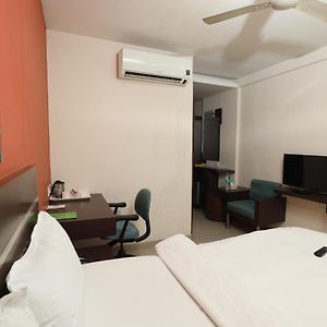 Deluxe Zimmer mit Kingsize-Bett