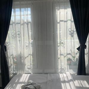 Zimmer mit Queensize-Bett