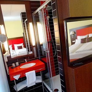 Standard Zimmer mit zwei Einzelbetten