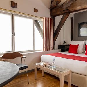 Superior Zimmer mit Kingsize-Bett