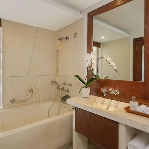 Eck-Suite mit Kingsize-Bett
