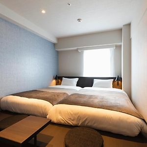 Zimmer mit zwei Einzelbetten