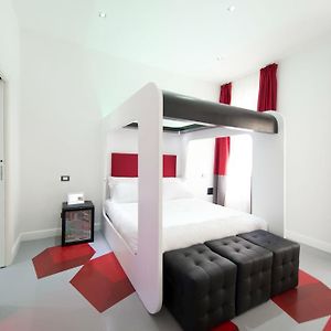 Deluxe Zimmer mit Kingsize-Bett